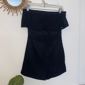 ✨Black Strapless Romper✨